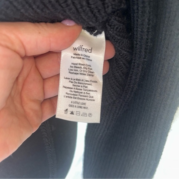 Wilfred Classic Black Knit Sweater Italian Yarn Wool - Picture 7 of 10